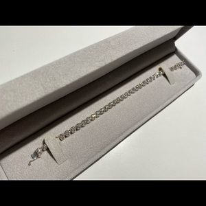 18K White Gold Diamond Bracelet 5.07 Total Carat